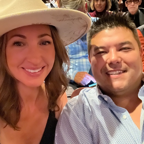 Meet your Posher, Jenn - Picture 10 of 13